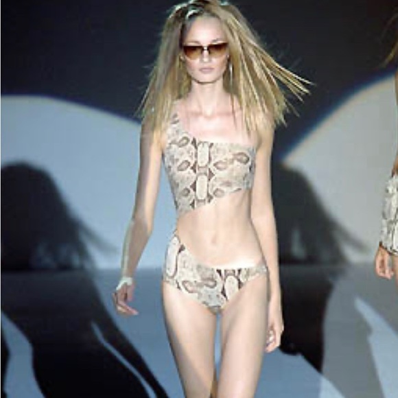 Nwt Gucci Tom ford ss 2000 one shoulder cut out python print swimsuit XS - Picture 1 of 11